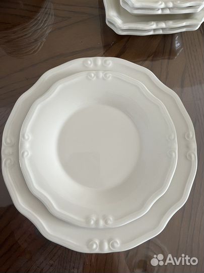 Столовый сервиз новый