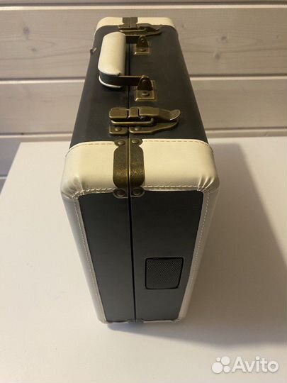 Виниловый проигрыватель crosley