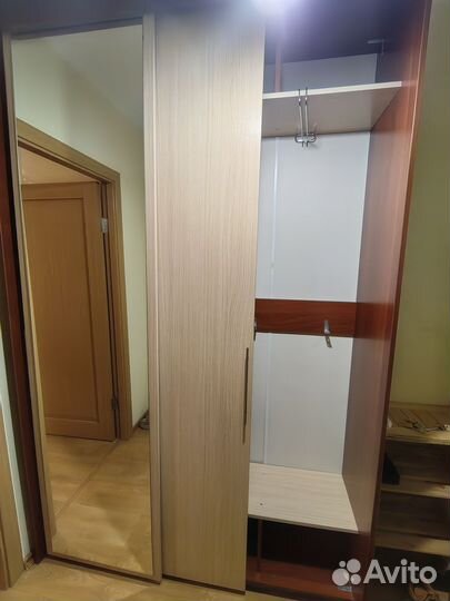 Шкаф купе с зеркалом в прихожую бу