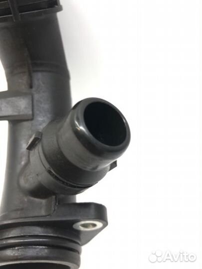 Патрубок системы охлаждения Mercedes-Benz Glc