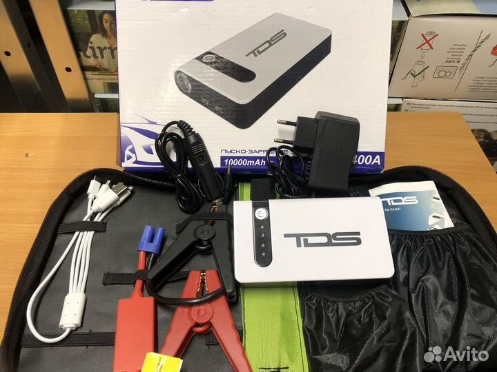 Автомобильное пуско-зарядное устройство