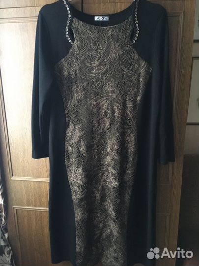 Платье женское56 размера