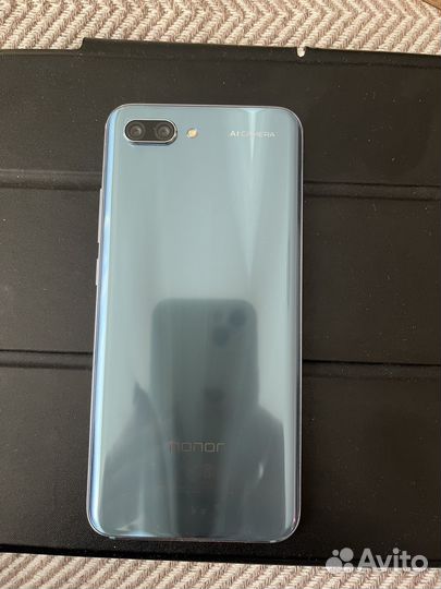 HONOR 10, 4/64 ГБ