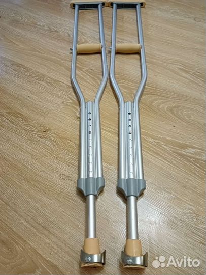 Костыли подмышечные