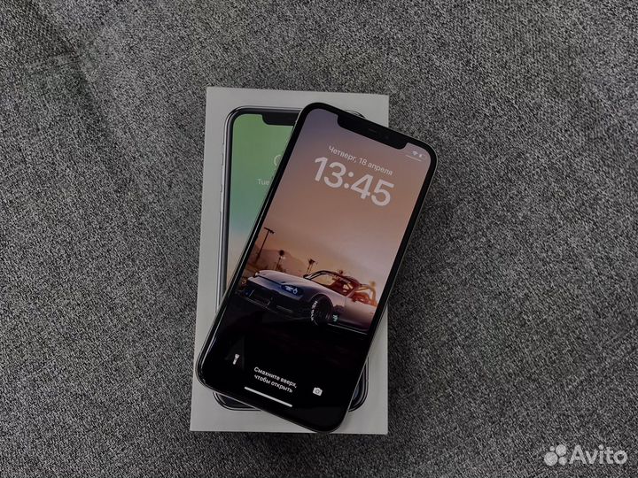 iPhone X, 64 ГБ