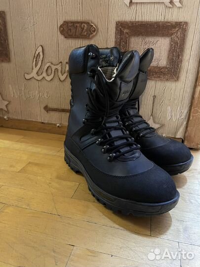 Ботинки мужские зимние новые 44