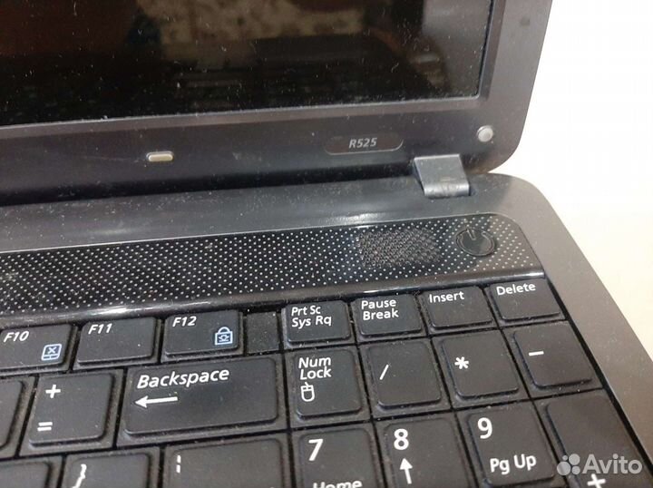 Samsung R525
