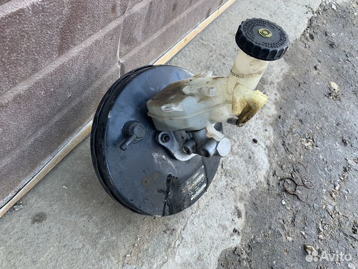 Mitsubishi Lancer 10 - Вакуум тормозной