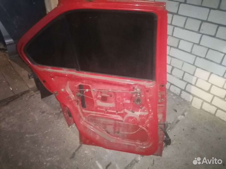 Дверь задняя левая BMW 3 e36