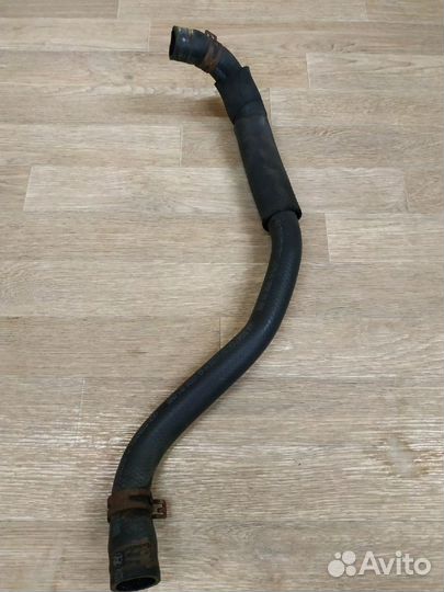 Патрубок радиатора охлаждения нижний Hyundai Getz