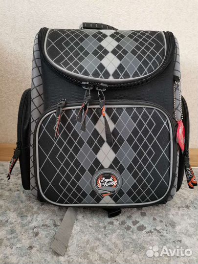 Школьный рюкзак