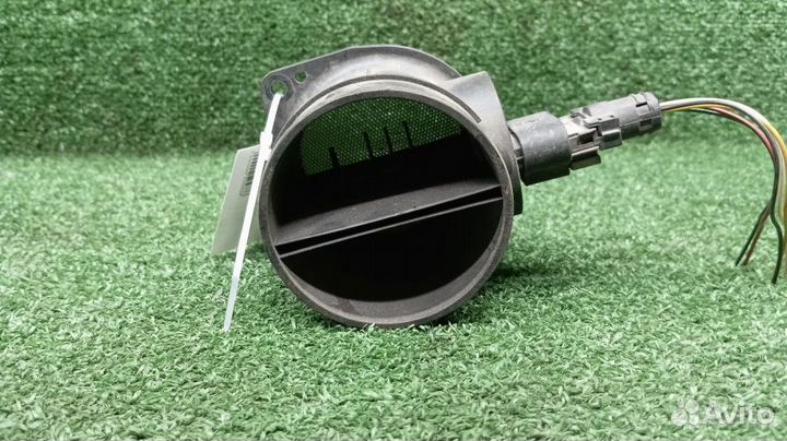 Датчик расхода воздуха Hyundai Genesis