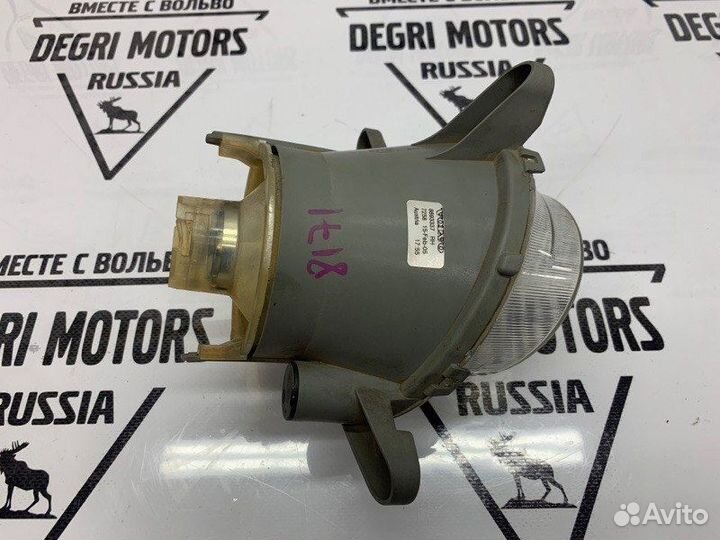 Противотуманная фара правая Volvo S60 1-09 8693337