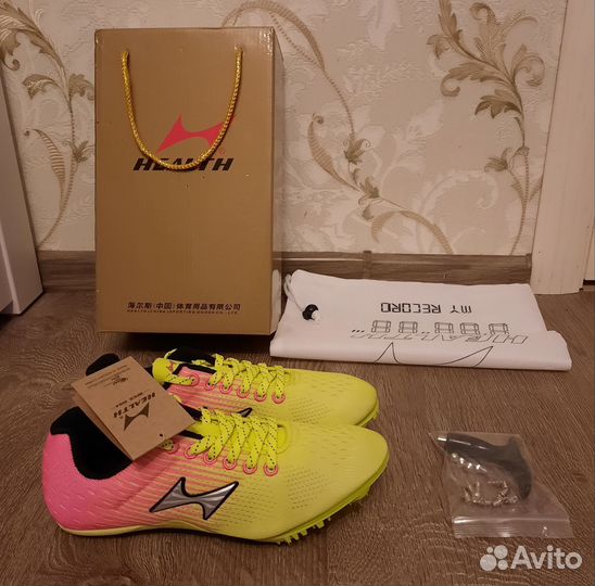 Шиповки для бега health (новые)