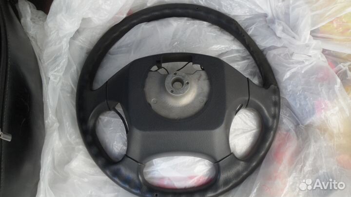 Продам рулевое колесо для Элантры