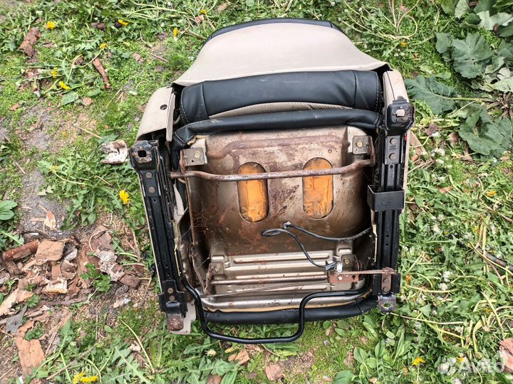 Передние сиденья mitsubishi galant 8 америка