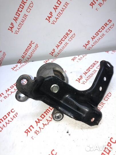 Подушка двигателя правая Nissan Teana J32 VQ25DE