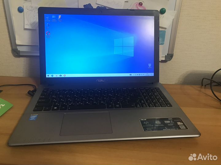 Ноутбук asus