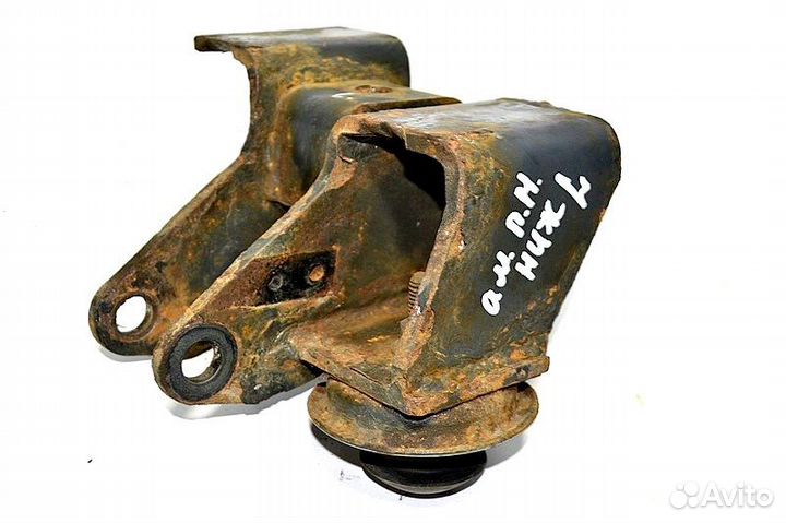 Кронштейн амортизатора переднего моста, нижний лев