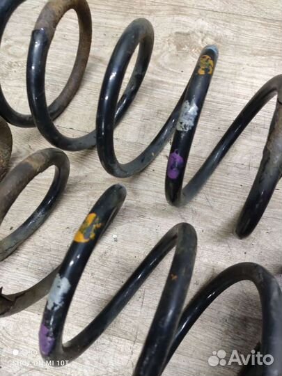 Пружыны задние volvo