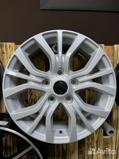 Khomen Wheels 6,5x16/5x114,3 ET40 D66,1 KHW1608