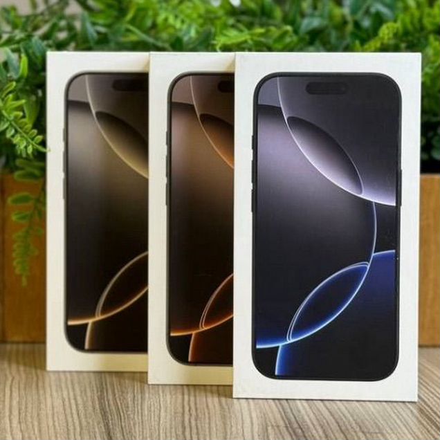 iPhone 16 Pro, 256 ГБ, SIM + eSIM