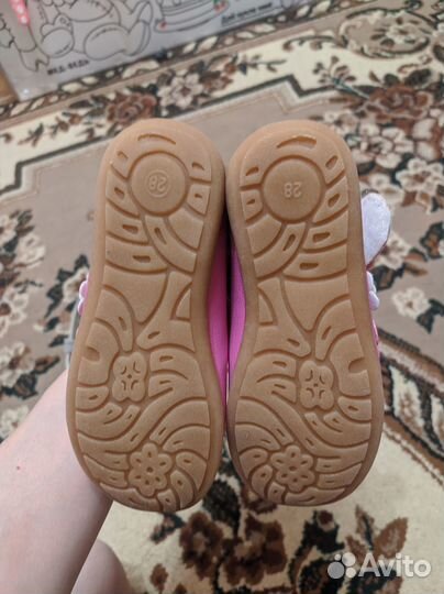 Новые туфли, чешки, сланцы 7 пар на девочку 26-28