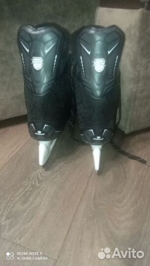 Коньки хоккейные 36 размер