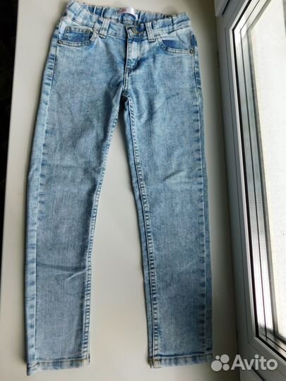 Джинсы для девочки + комплект одежды