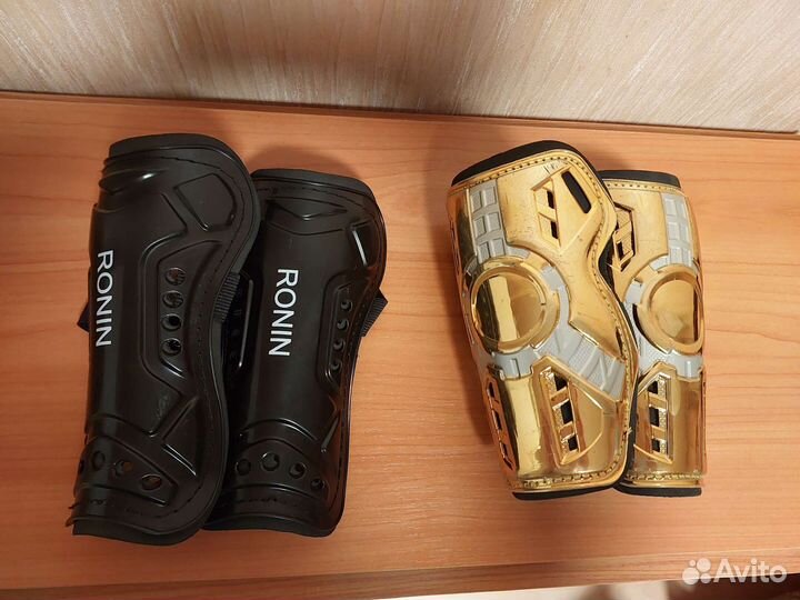 Щитки футбольные детские