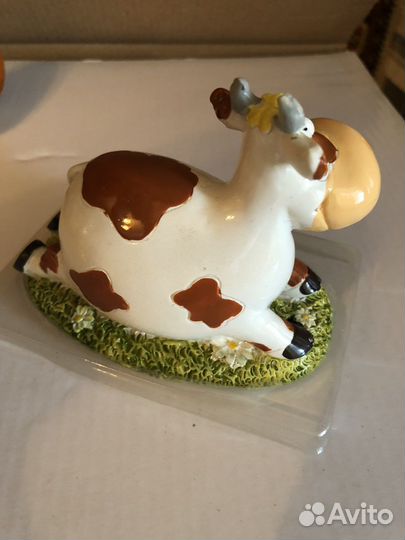 Набор ложек деревянных и фигурка коровы