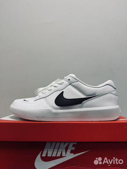 Оригинальные кроссовки последний размер