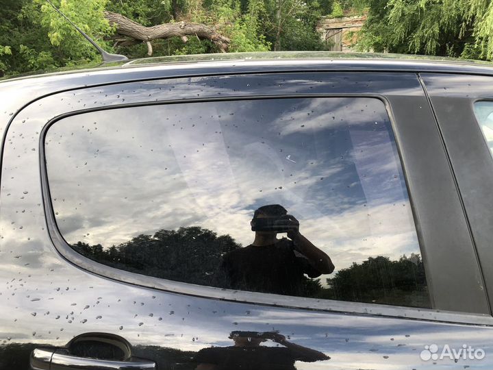 Стекла дверные Peugeot 308