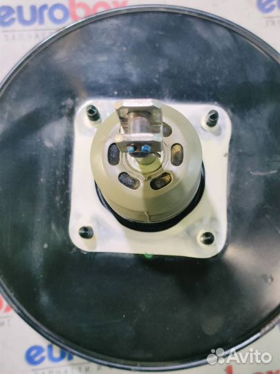 Усилитель тормозов вакуумный Nissan Terrano III