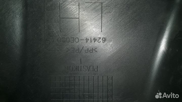 Toyota Highlander 3 Обшивка стойки 624140E050