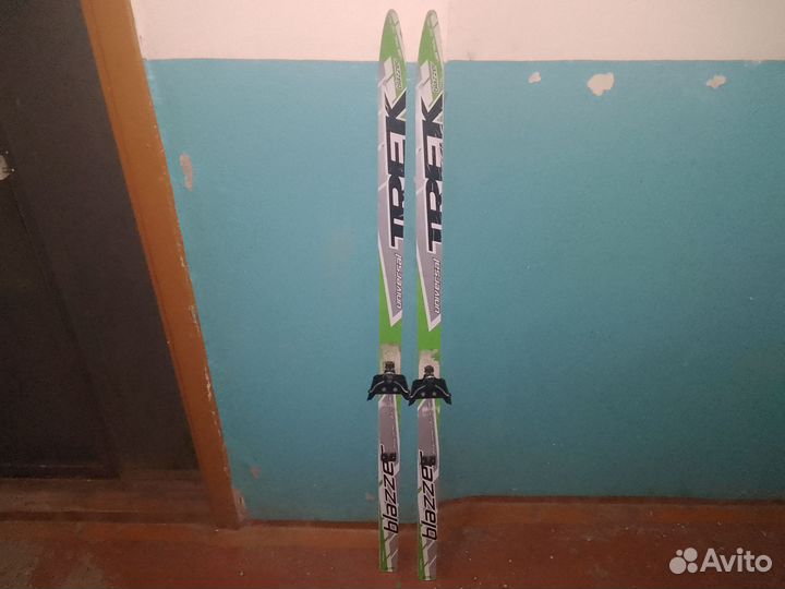 Беговые лыжи