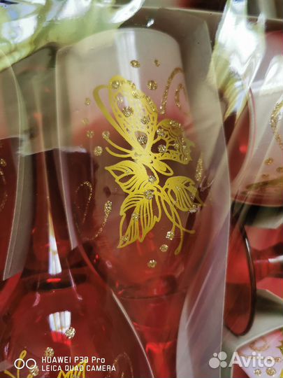 Набор бокалов и стопок