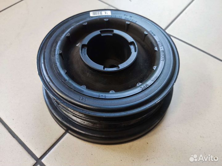 Демпфер BMW M57 8511371