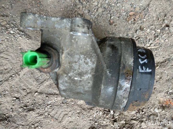 Корпус масляного фильтра Ford Escape