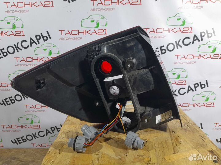 Фонарь правый LADA Granta (2011) седан