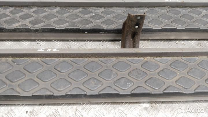 Подножка, Nissan Pathfinder 2007