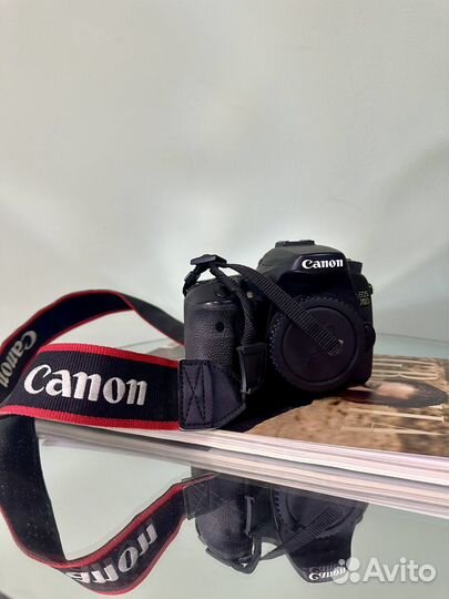 Canon 70d body