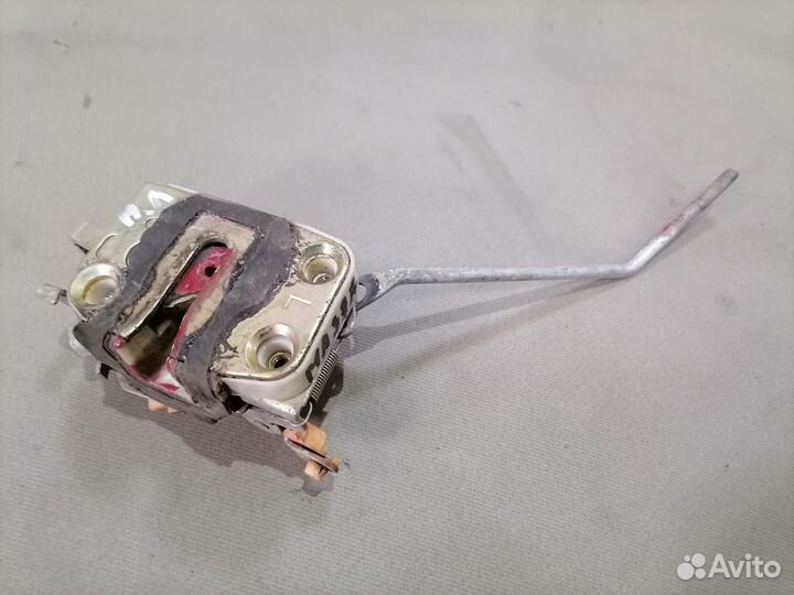 Замок двери левой Mazda 323 (3 двери) 1980-89