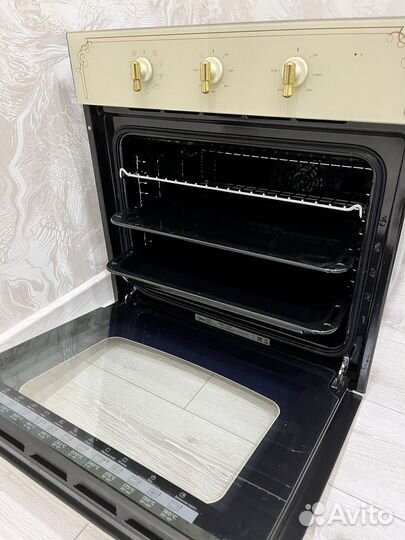 Духовой шкаф