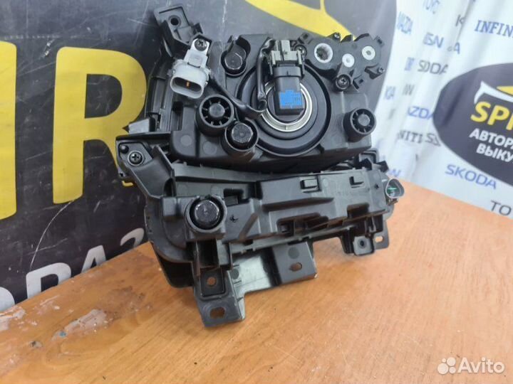 Фара противотуманная правая Kia Mohave 1 D6EB