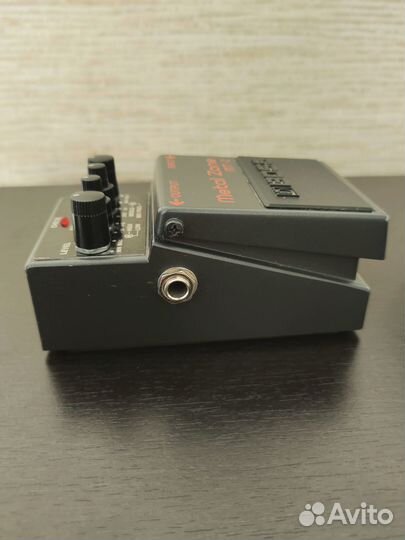 Boss metal zone MT 2