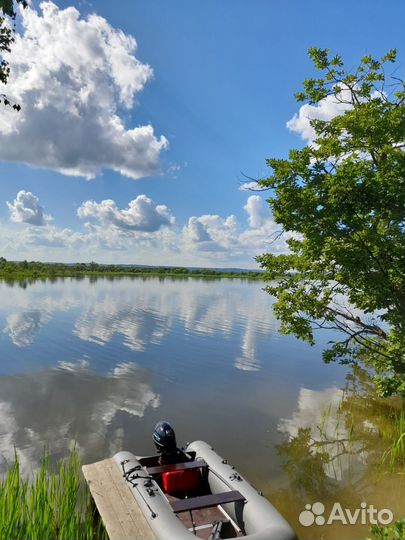 Моторная лодка с мотором 9.9