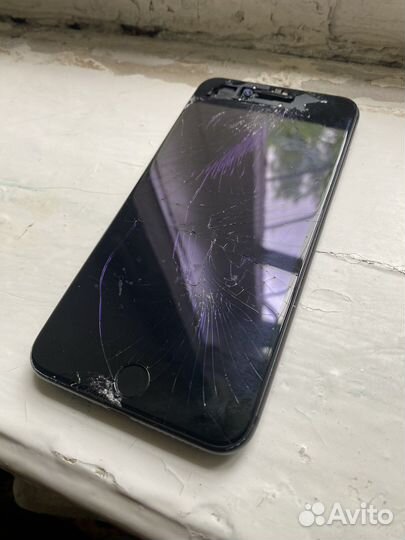 Телефон iPhone 8 plus