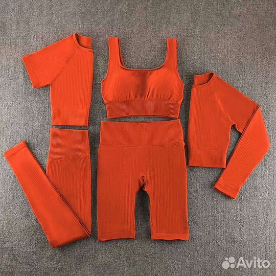 Костюм для фитнеса