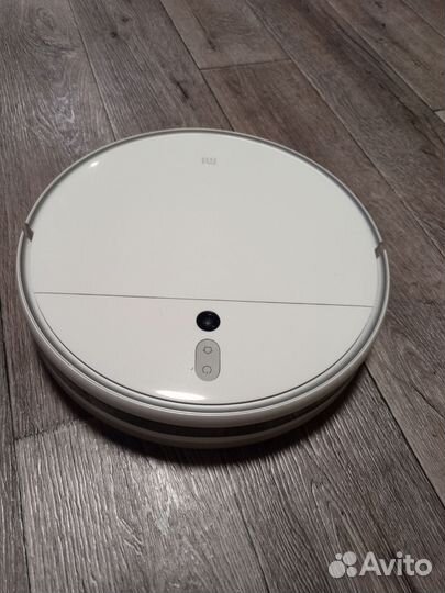 Моющий робот пылесос